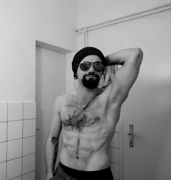 Photo 4