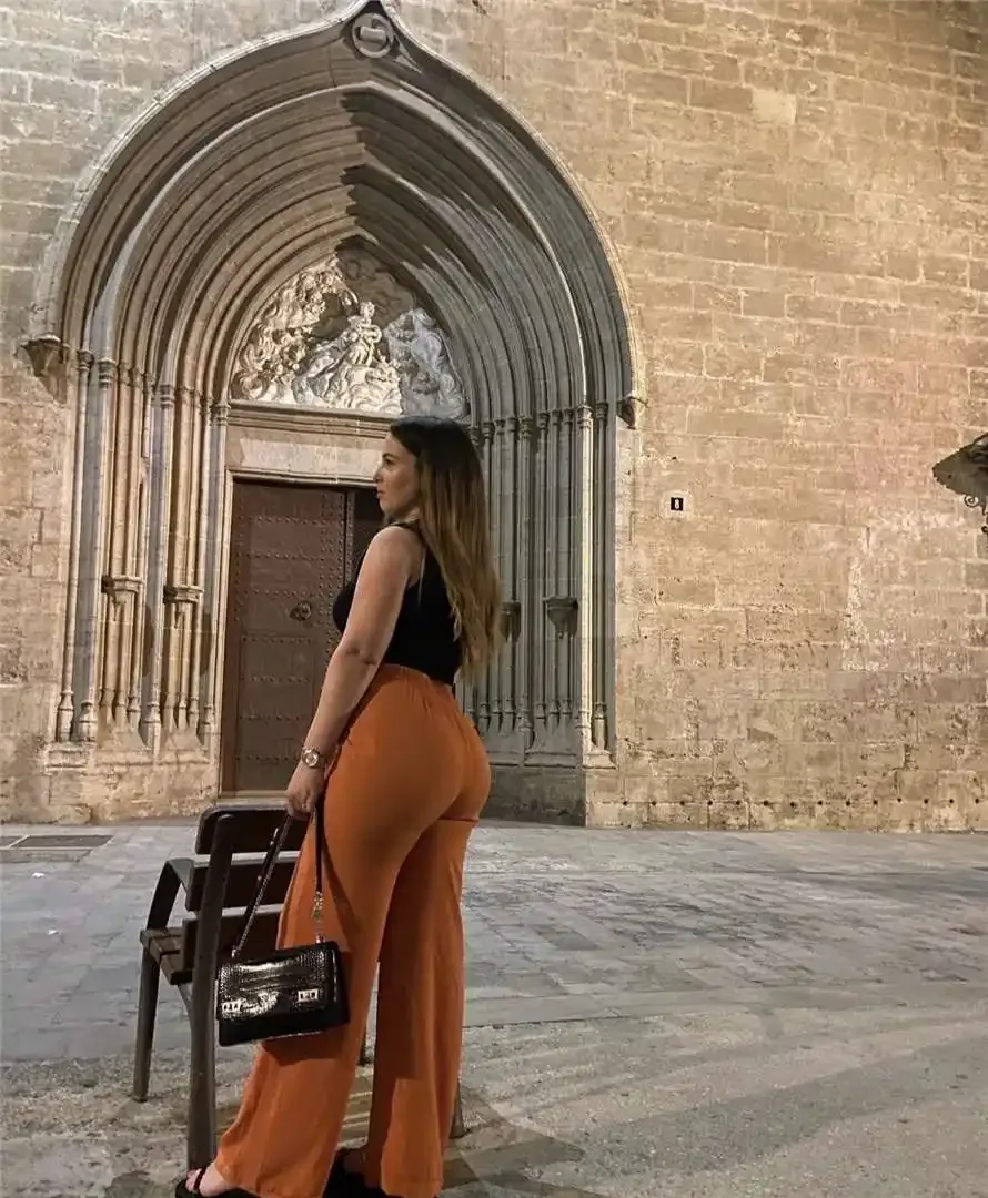 Mia