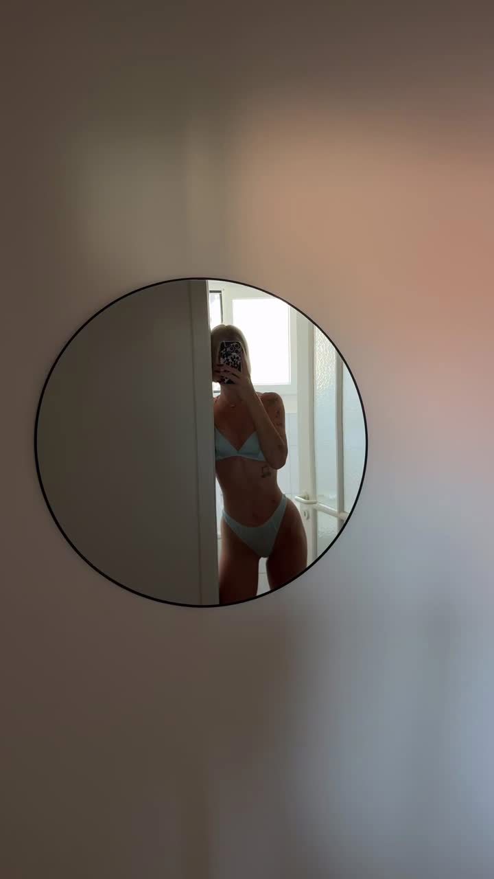 Marina - Escort