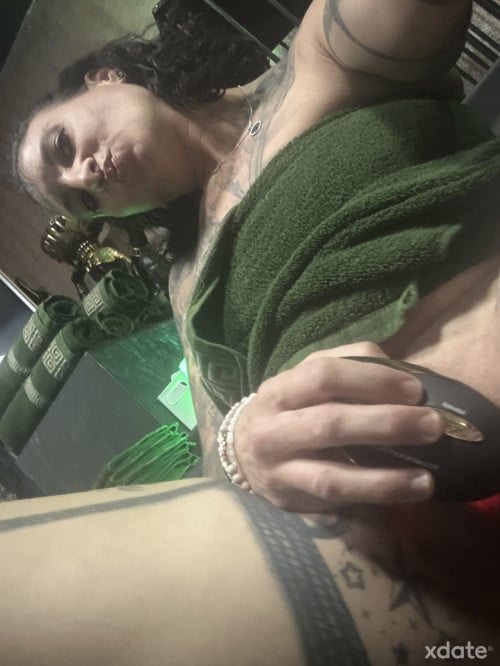 🔥Jessy 100% Schweizerin🔥total versaut und offen für fast alles😈