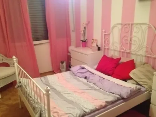 Location de chambre hôtesse 500.-/ sem.