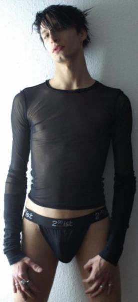 Jeune gay actif/passif