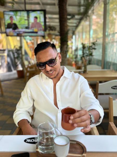 Gentleman a votre service mes dammes