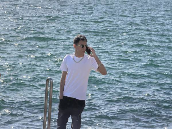 Escort Roumanie 23cm