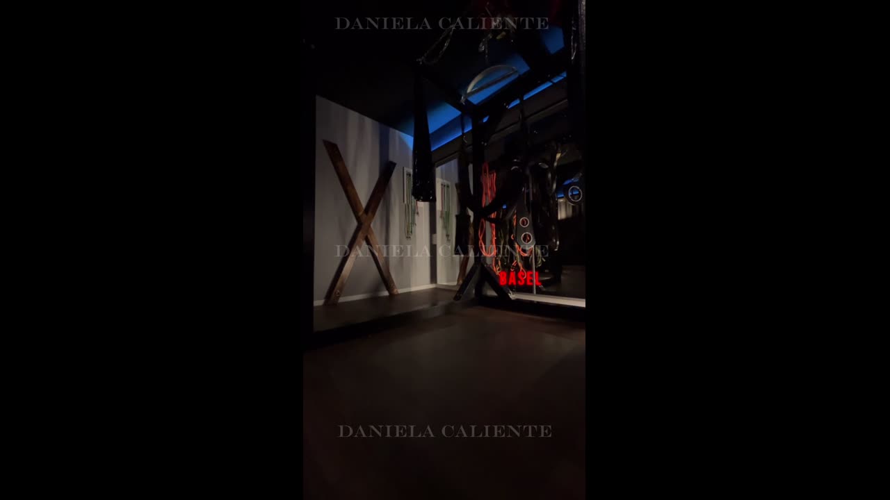 Daniela Caliente