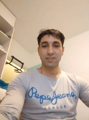 Jeune homme comblera vos désirs