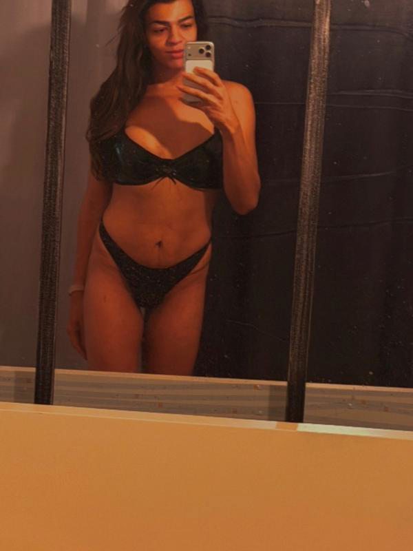 Ts Júlia