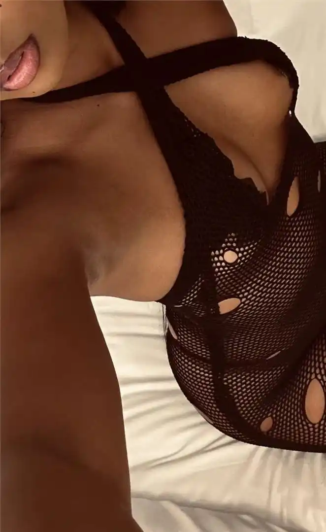 Escort girls - Fribourg - Vuadens - Perl