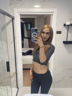 Ts Gina Jolie, bby!