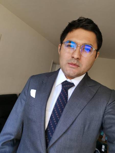 Homme Mexicain - nouveau, doux, discret