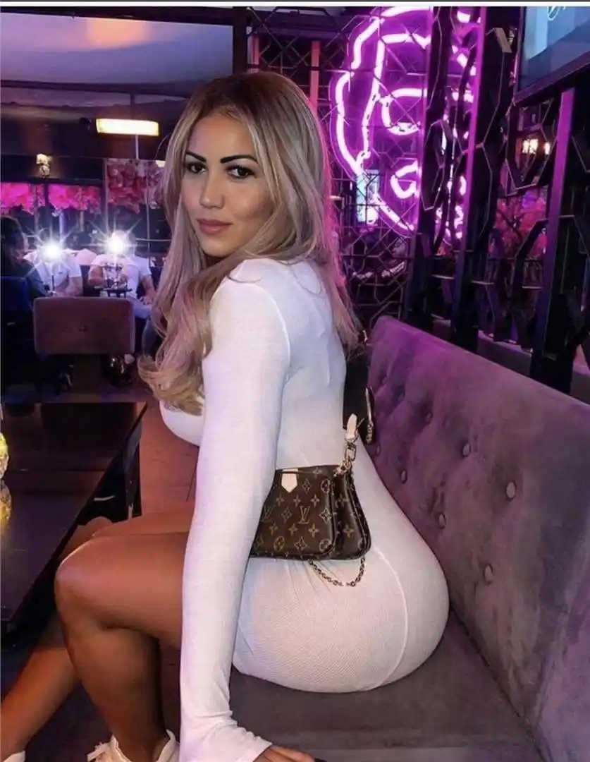 Escort girls - Valais - Monthey - Fell n