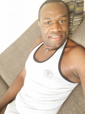 BEAU MEC BLACK SUR PERLY massage & bon moment