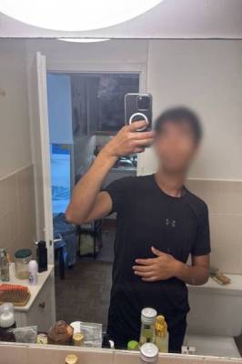 Jeune latin boy xl actif