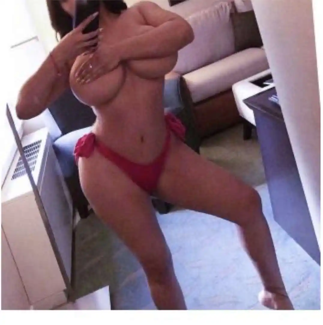 Escort girls - Fribourg - Bulle - Massag