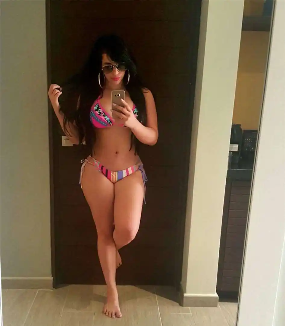 Escort girls - Genève - Croque Arabe Kat